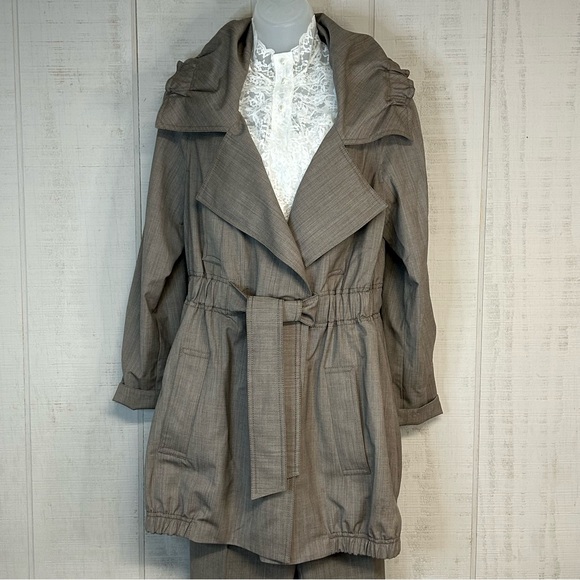 St John Womens 2 Piece Set Jacket Size S Pant Sz 8 Stretchy Wool Taupe Luxe - Picture 2 of 16